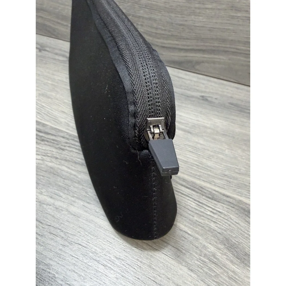 SKIMS Black Neoprene Cosmetics Waterproof Pouch Case Travel Zipper Storage
